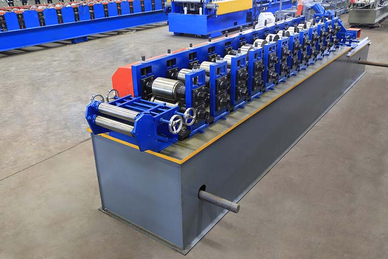 High Speed C Purlin Roll Forming Machine High Speed C Purlin Roll Forming Machine