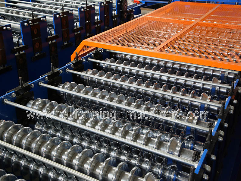 Corrugated Panel Roll Forming Machine For USA Corrugated Panel Roll Forming Machine For USA